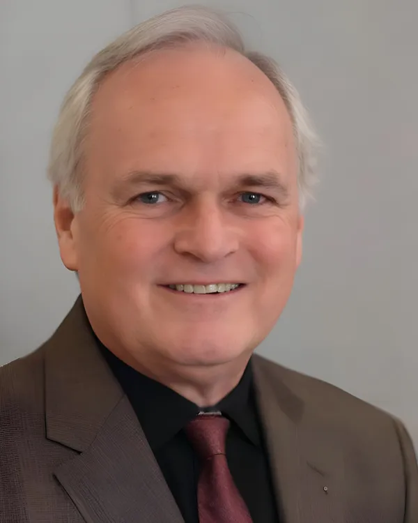 Dale-Robertson Jewelry Store Owner